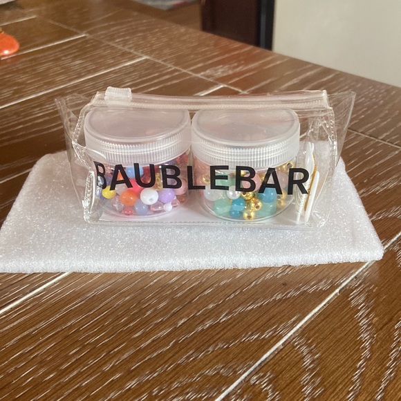 Build your own bracelet - Picture 1 of 2